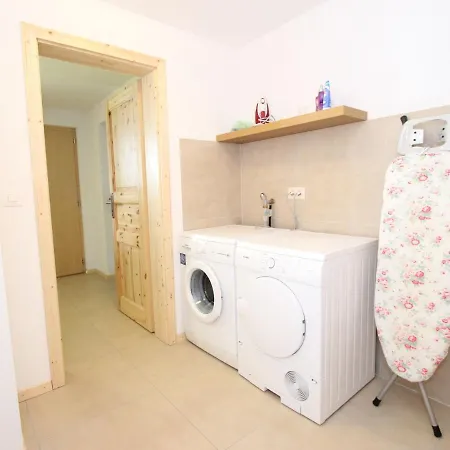 Alpehytte Charming In With Open Fireplace La Tzoumaz